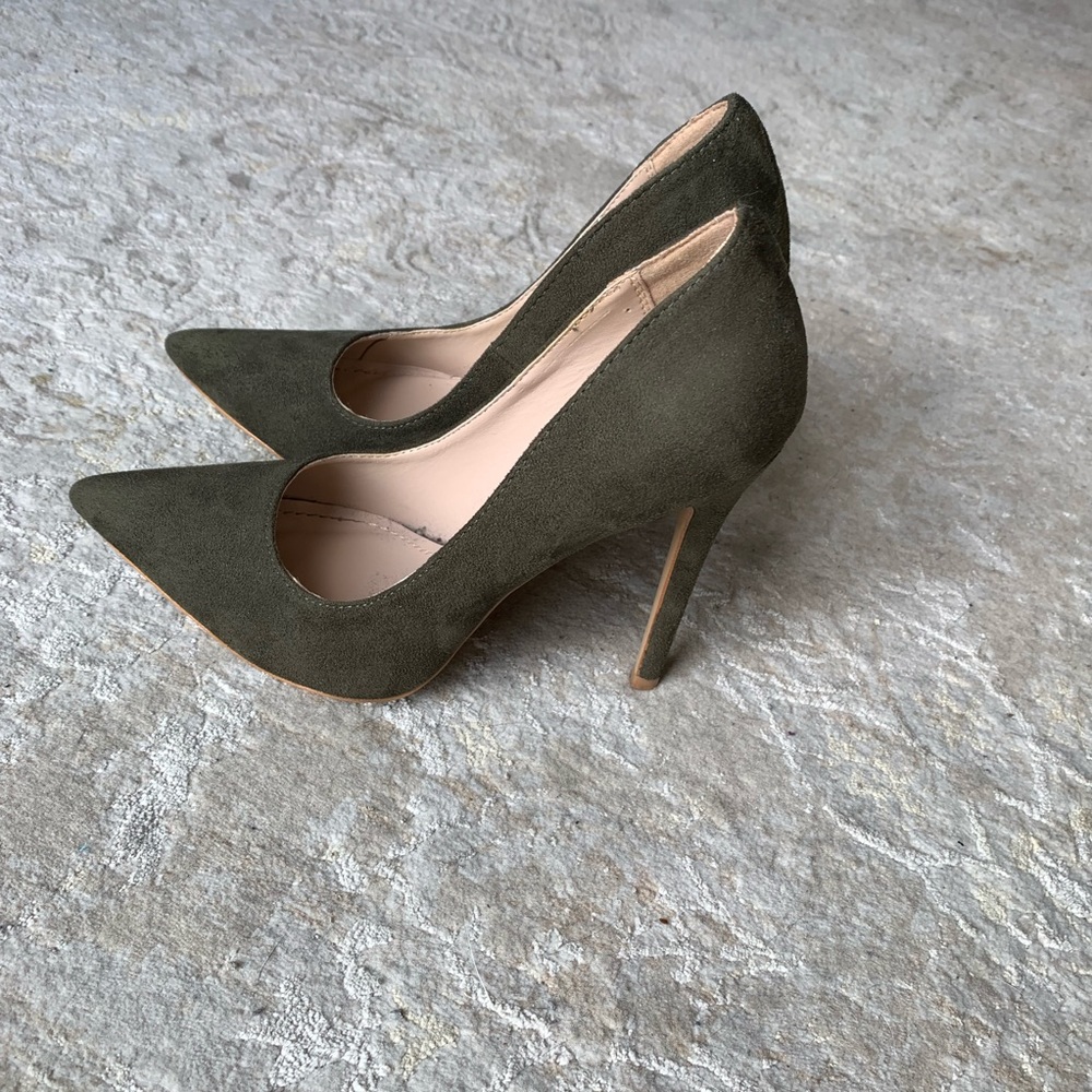 Shoe republic LA olive  green faux suede Stilettos